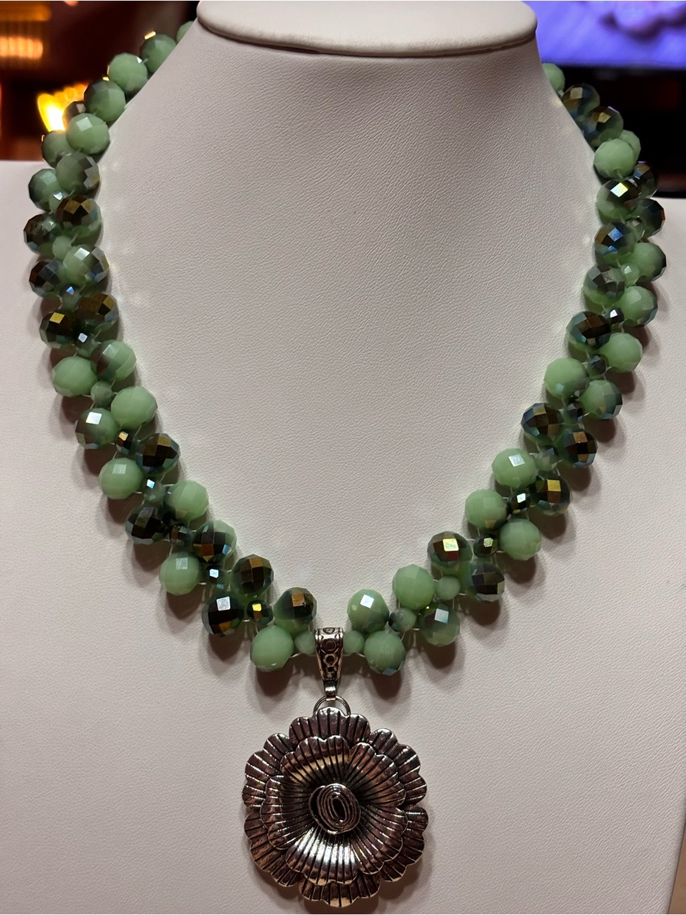 Handmade Green and Silver Tone Beaded Necklace with Flower Pendant 18 inches